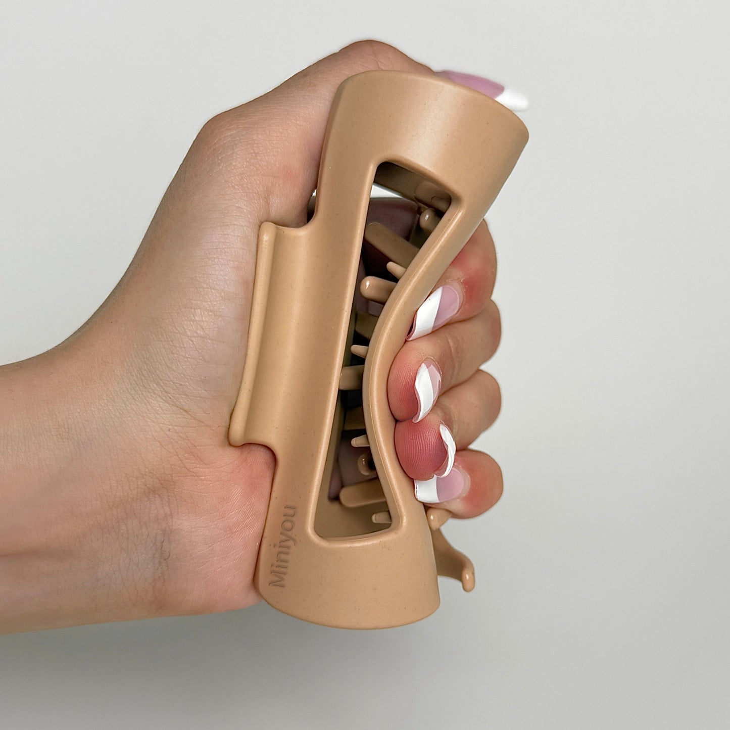 Final 3 Hours: 70%OFF🔥The Cloud Clip: Finally, A Claw Clip That Feels Like Nothing.